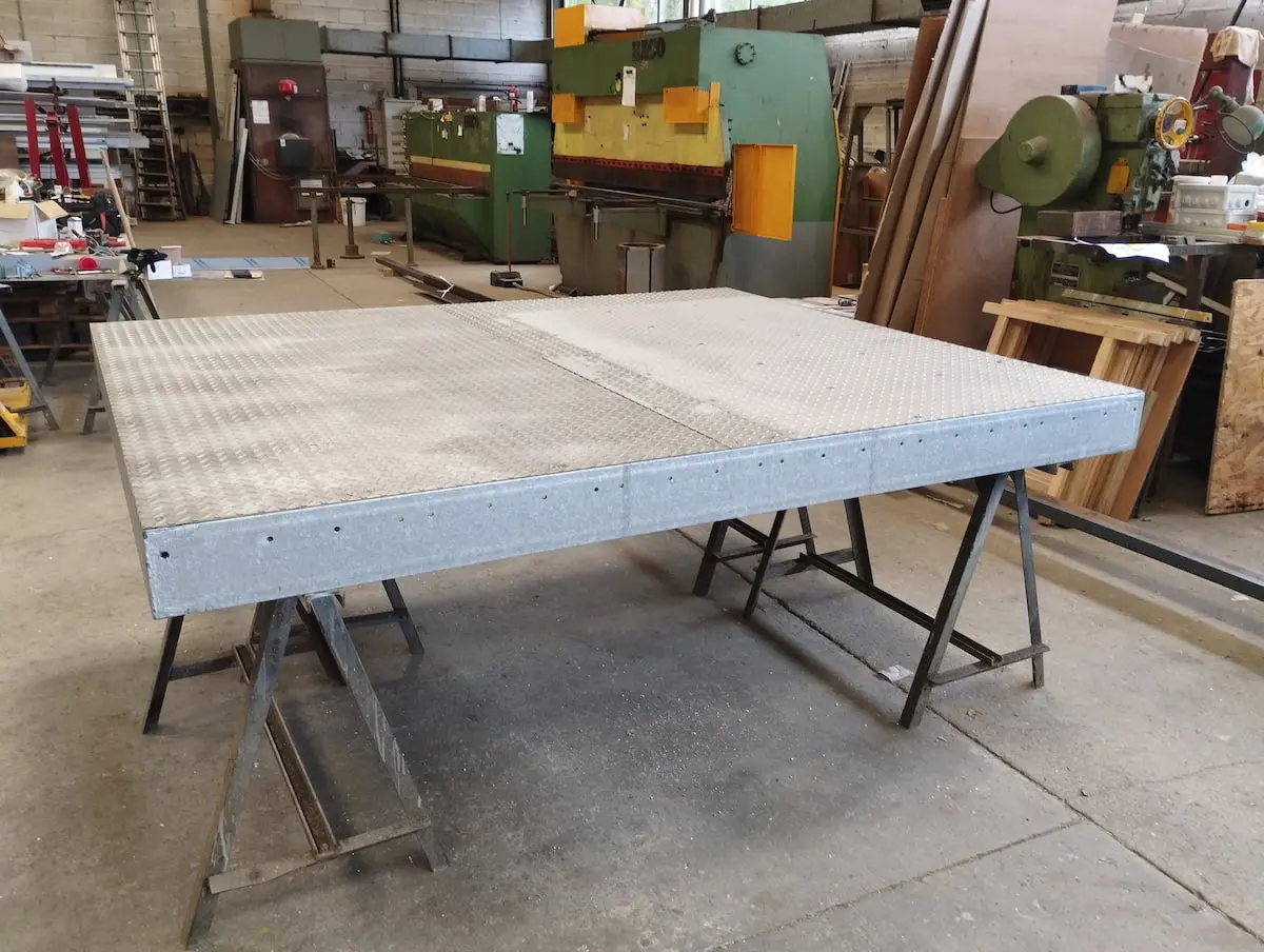 Ascenseurs Saulière - Monte charge installé à Lacaune ( 81 - Tarn)