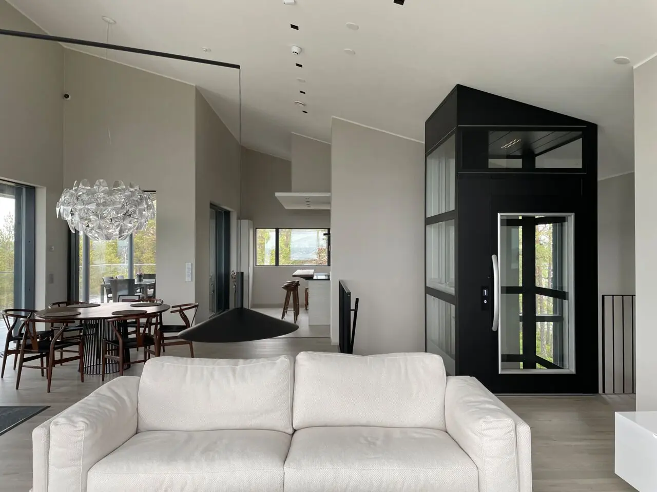 Un intérieur déco jusque dans son ascenseur de maison